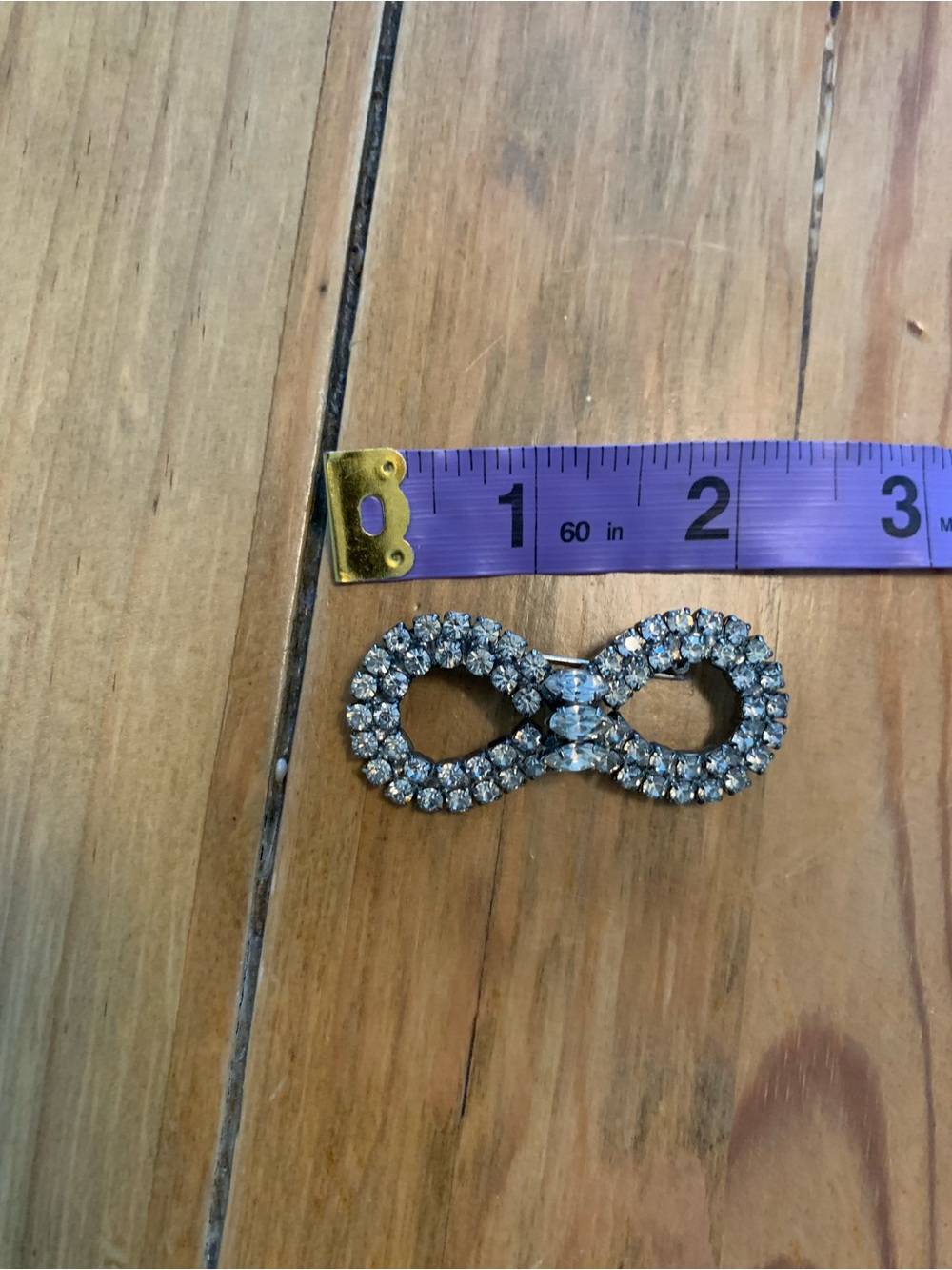 Vintage Rhinestone Brooch - Silver Tone - Picture 4 of 4